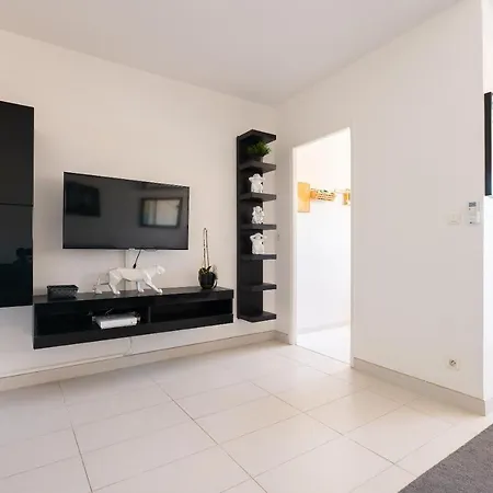 Studio Port D'Hyeres, Vue Mer Apartment *